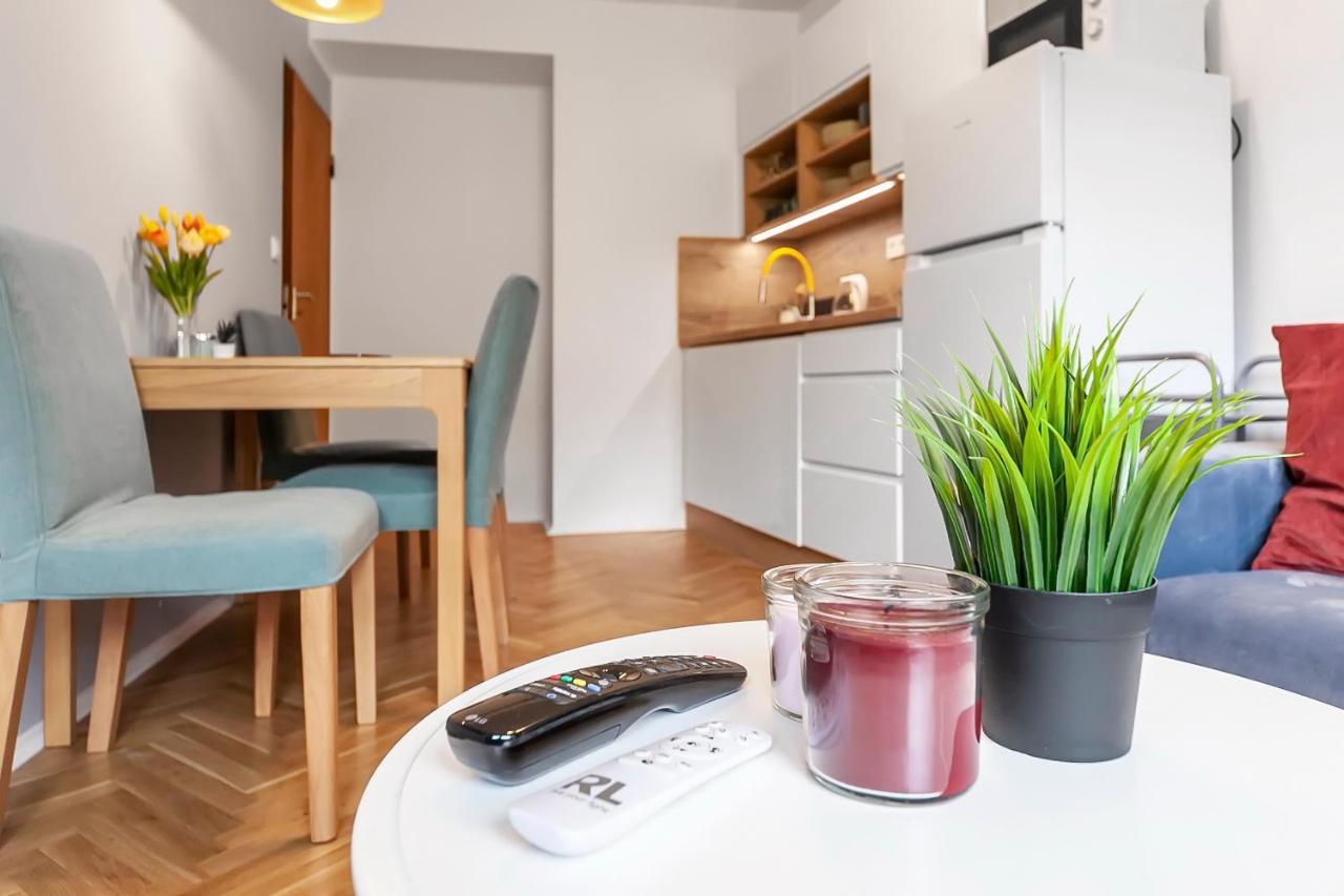 Apartamento Popular Location / Street View / 4 Ppl / Netflix Praga Exterior foto