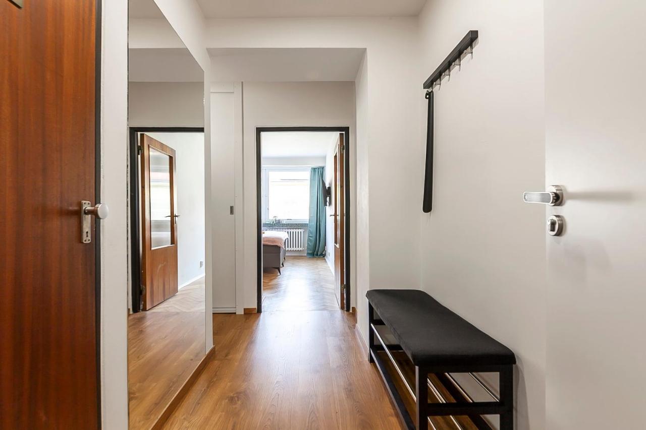 Apartamento Popular Location / Street View / 4 Ppl / Netflix Praga Exterior foto