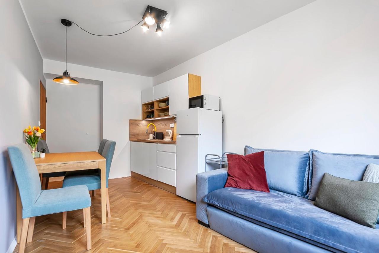 Apartamento Popular Location / Street View / 4 Ppl / Netflix Praga Exterior foto