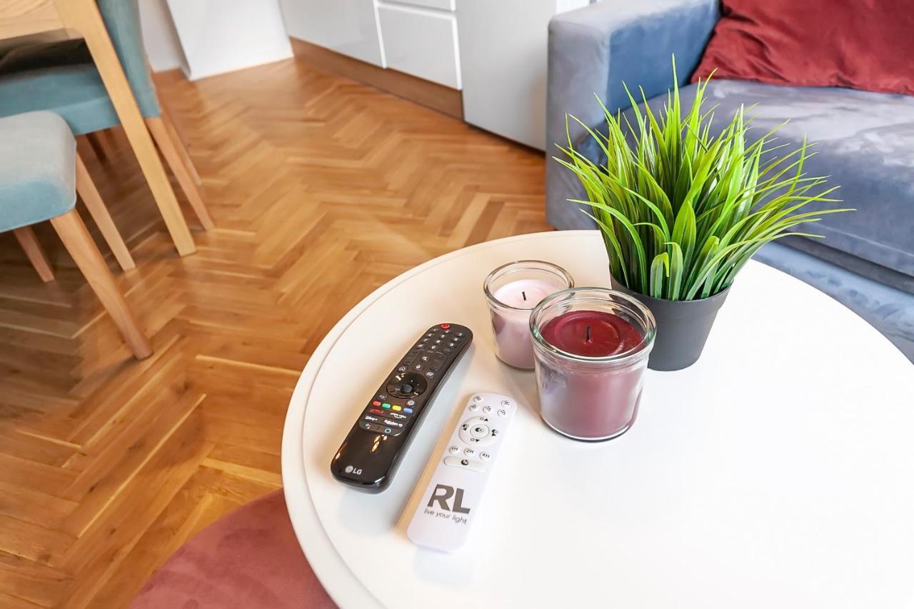 Apartamento Popular Location / Street View / 4 Ppl / Netflix Praga Exterior foto
